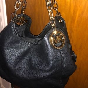 Michael Kors Fulton Large Shoulder Tote (Blk/Gold)